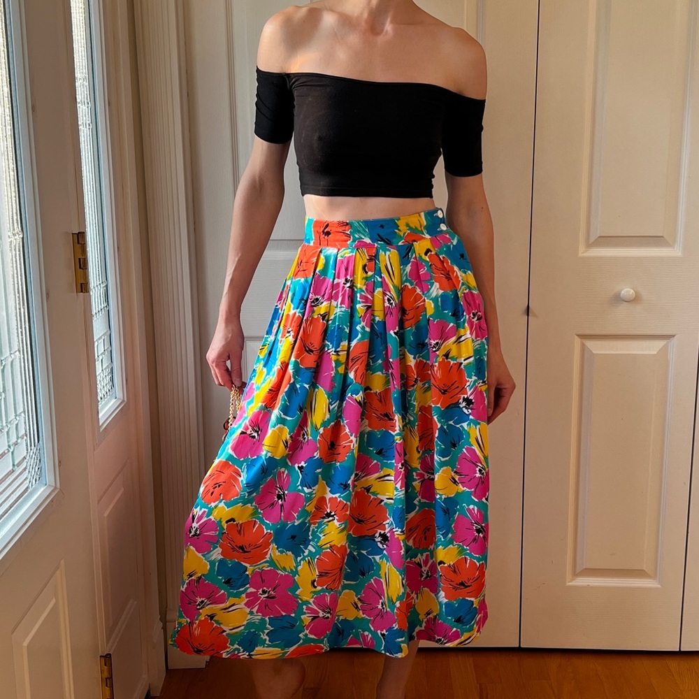 1980’s AFFIRMATIVE Floral Multicolor Skirt - Picture 2 of 8